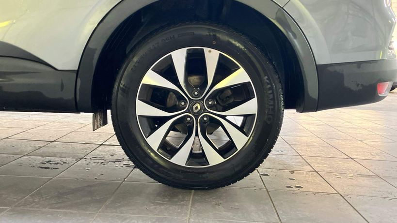 RENAULT ARKANA 2023 - Photo n°9