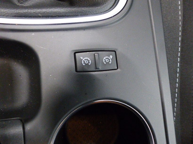 RENAULT MEGANE IV ESTATE 2020 - Photo n°18