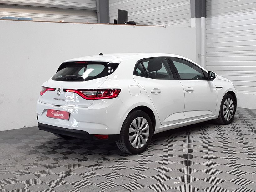 RENAULT MEGANE IV SOCIETE 2016 - Photo n°3