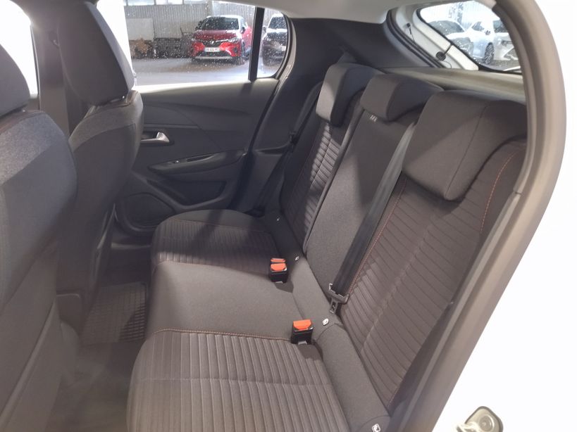 PEUGEOT 208 2022 - Photo n°19