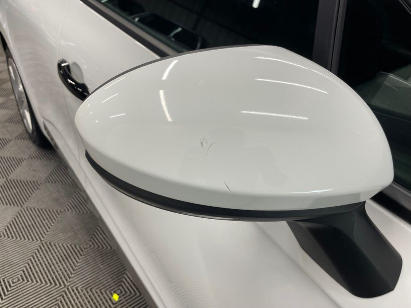 RENAULT CLIO V 2021 - Photo n°11