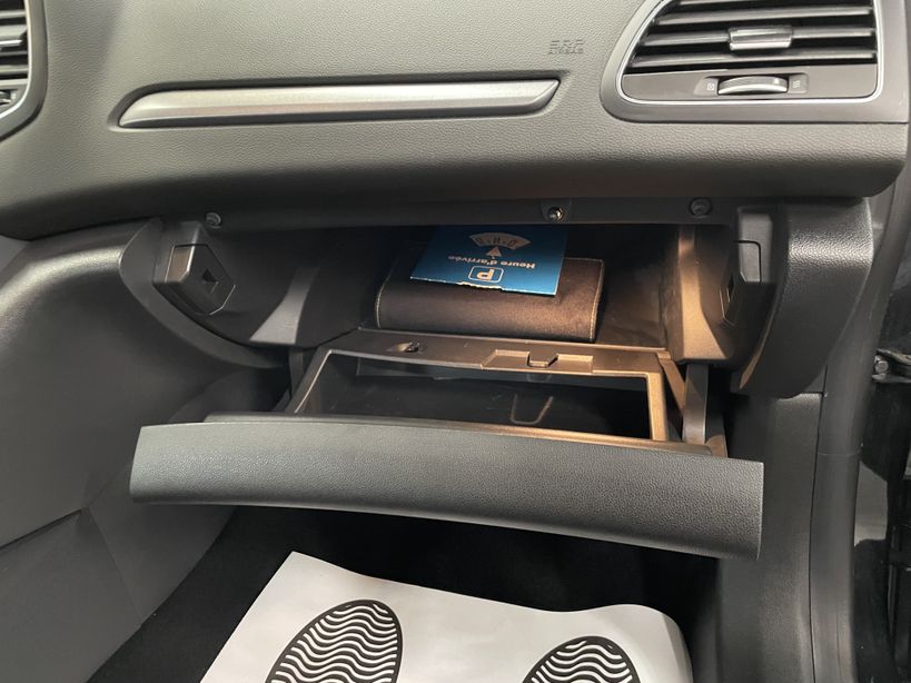 RENAULT MEGANE IV ESTATE 2021 - Photo n°32
