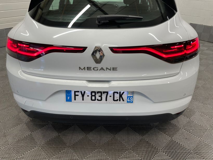RENAULT MEGANE IV BERLINE 2021 - Photo n°7