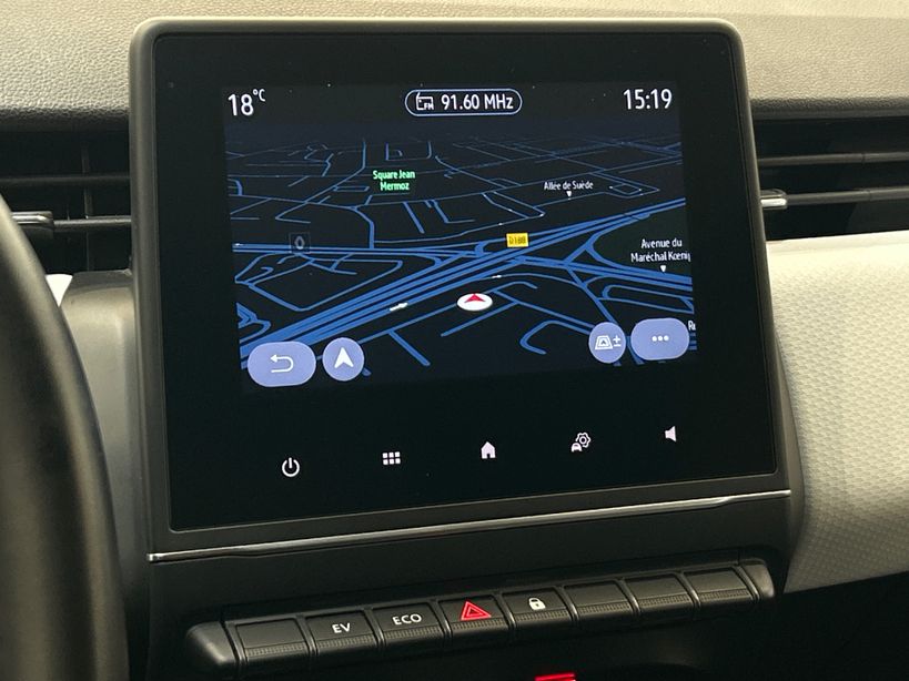 RENAULT CLIO V 2022 - Photo n°12