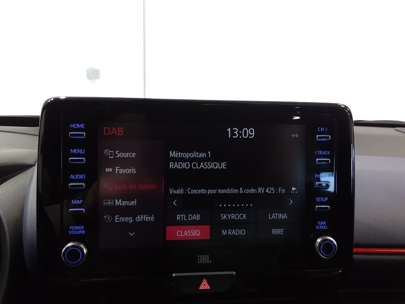 TOYOTA YARIS HYBRIDE MY22 2022 - Photo n°16