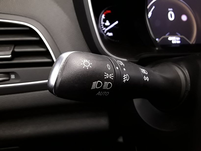 RENAULT MEGANE IV 2018 - Photo n°27