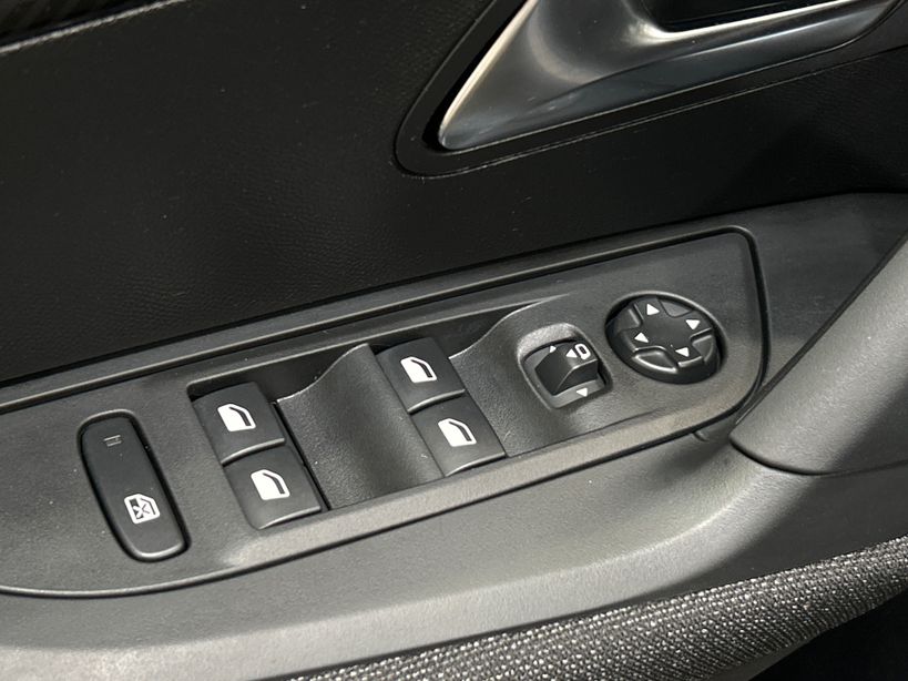 PEUGEOT 2008 2025 - Photo n°30