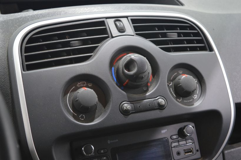 RENAULT KANGOO EXPRESS 2018 - Photo n°15