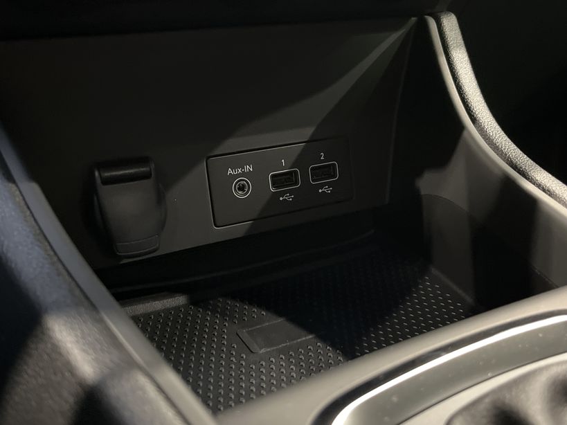 RENAULT CAPTUR 2023 - Photo n°18