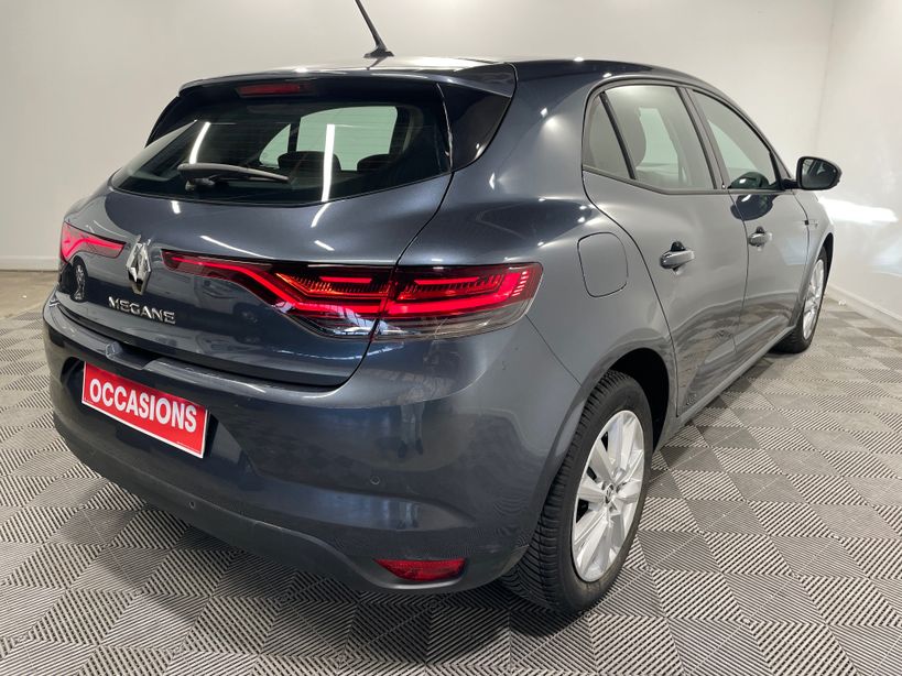 RENAULT MEGANE IV BERLINE 2022 - Photo n°6