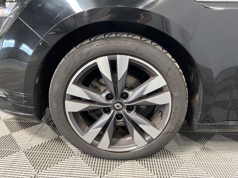 RENAULT MEGANE IV BERLINE 2020 - Photo n°16