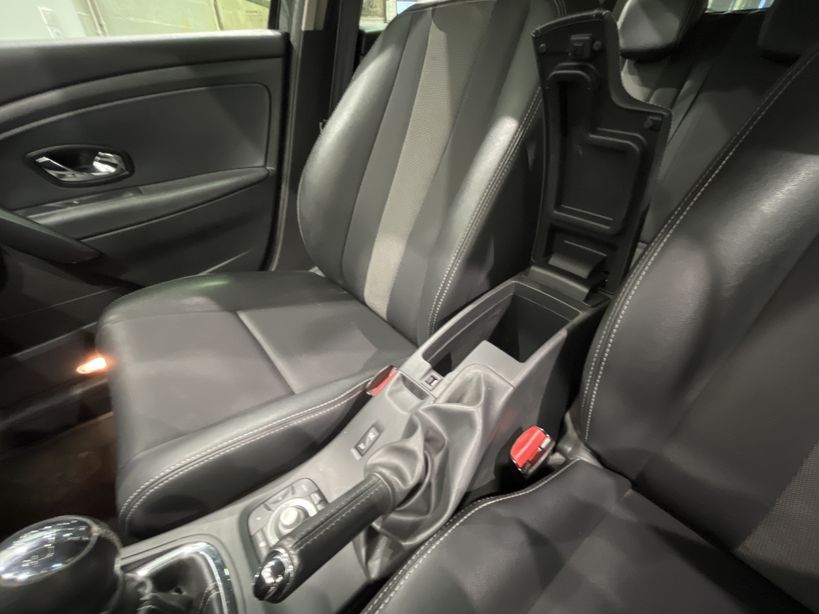 RENAULT MEGANE III BERLINE 2015 - Photo n°22