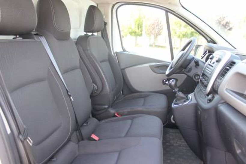 RENAULT TRAFIC III FG 2016 - Photo n°591