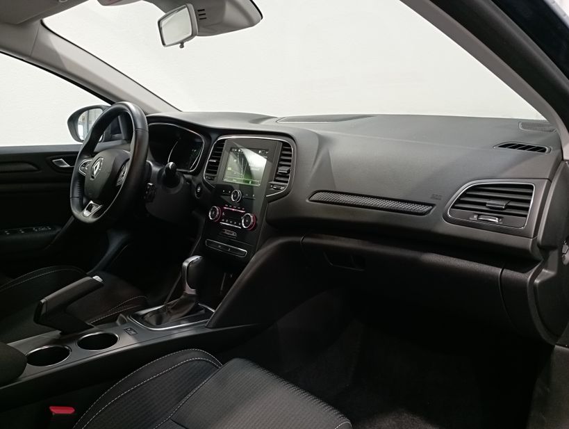 RENAULT MEGANE IV ESTATE BUSINESS 2019 - Photo n°11