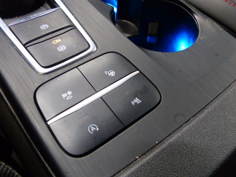FORD KUGA 2020 - Photo n°24