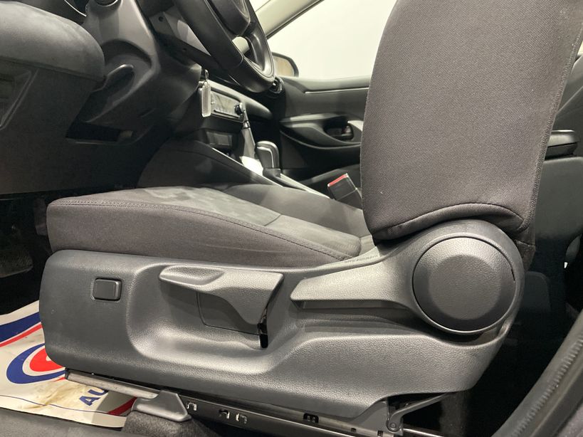 TOYOTA YARIS HYBRIDE 2025 - Photo n°34