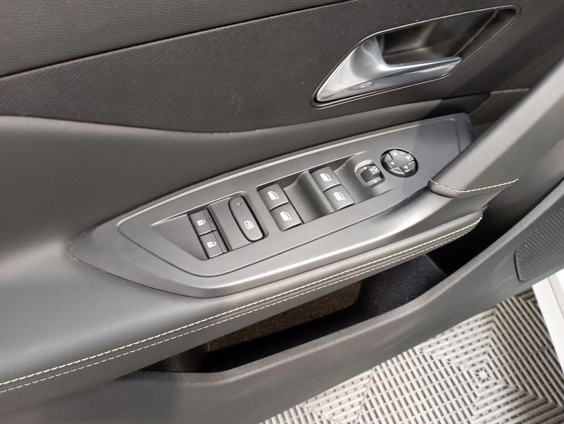 PEUGEOT 308 SW 2024 - Photo n°35