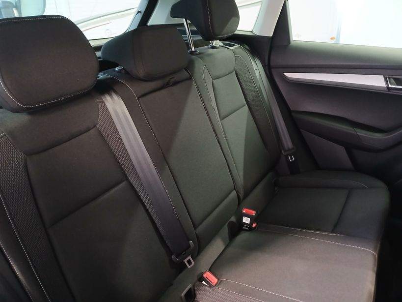 SKODA KAROQ 2023 - Photo n°5