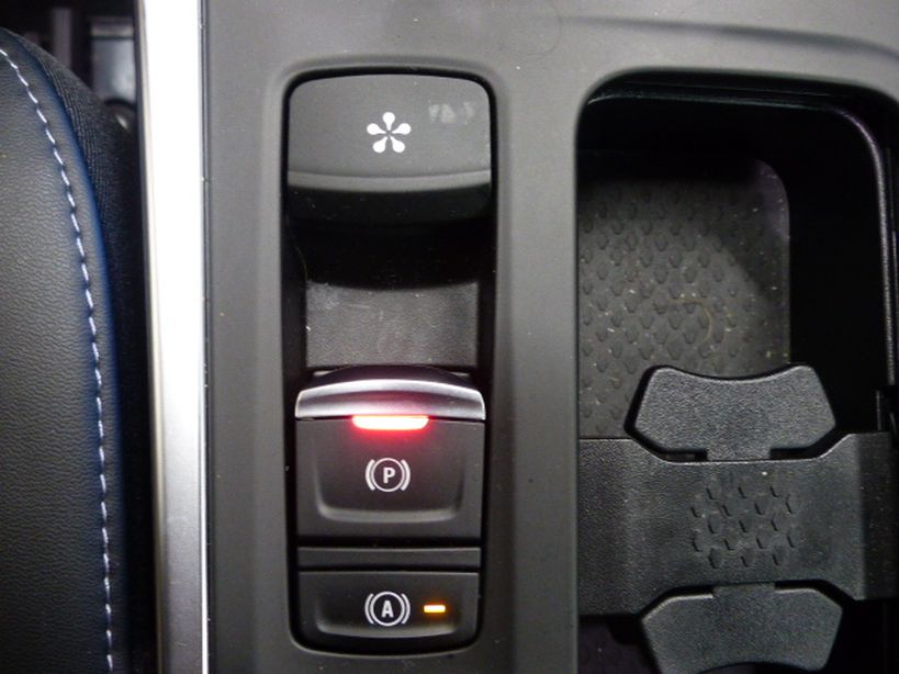 RENAULT MEGANE IV ESTATE 2020 - Photo n°21