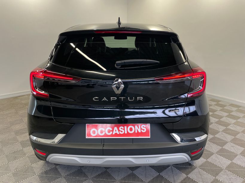 RENAULT CAPTUR 2022 - Photo n°4