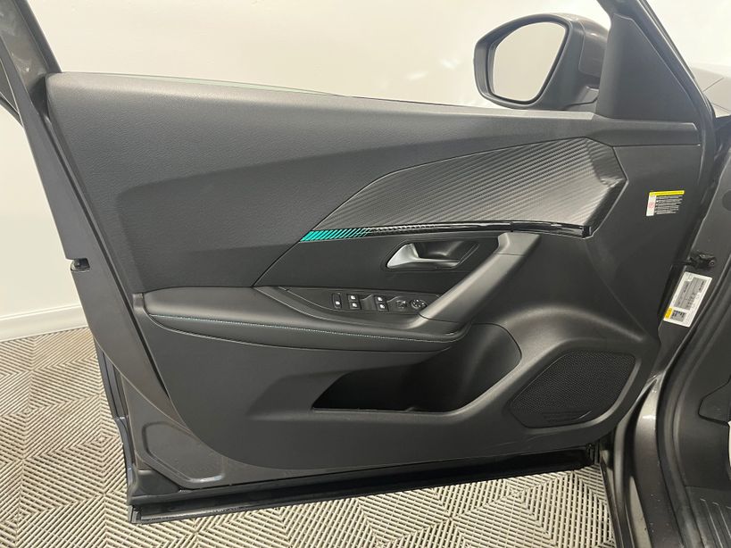 PEUGEOT 2008 BUSINESS 2021 - Photo n°35