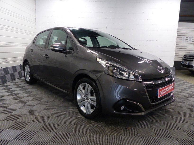 PEUGEOT 208 2019 - Photo n°3