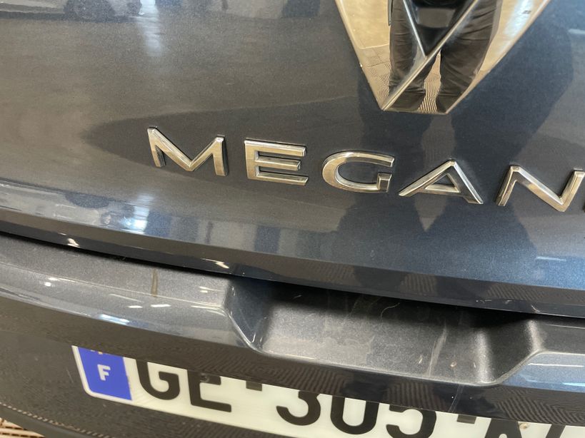 RENAULT MEGANE IV BERLINE 2022 - Photo n°2