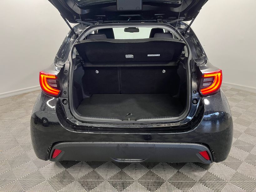TOYOTA YARIS HYBRIDE MY20 2022 - Photo n°9
