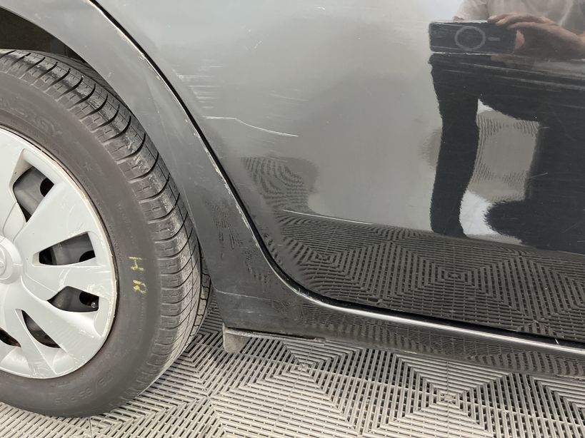 TOYOTA YARIS HYBRIDE 2015 - Photo n°18