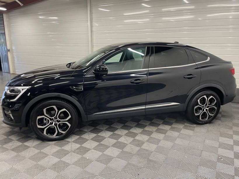 RENAULT ARKANA 2023 - Photo n°4