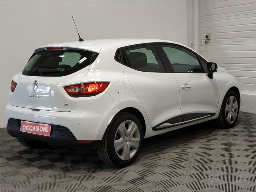 RENAULT CLIO IV BUSINESS 2015 - Photo n°4