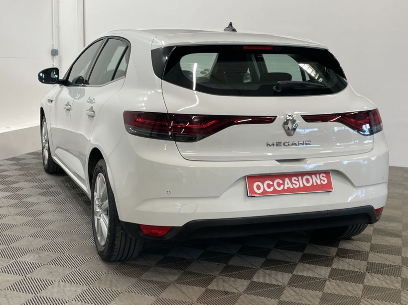 RENAULT MEGANE IV BERLINE 2021 - Photo n°6
