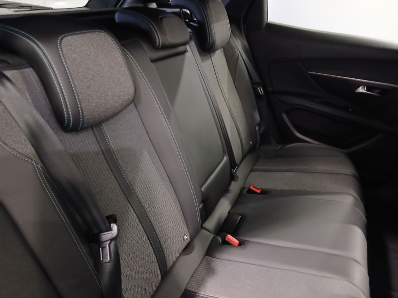 PEUGEOT 3008 2024 - Photo n°8