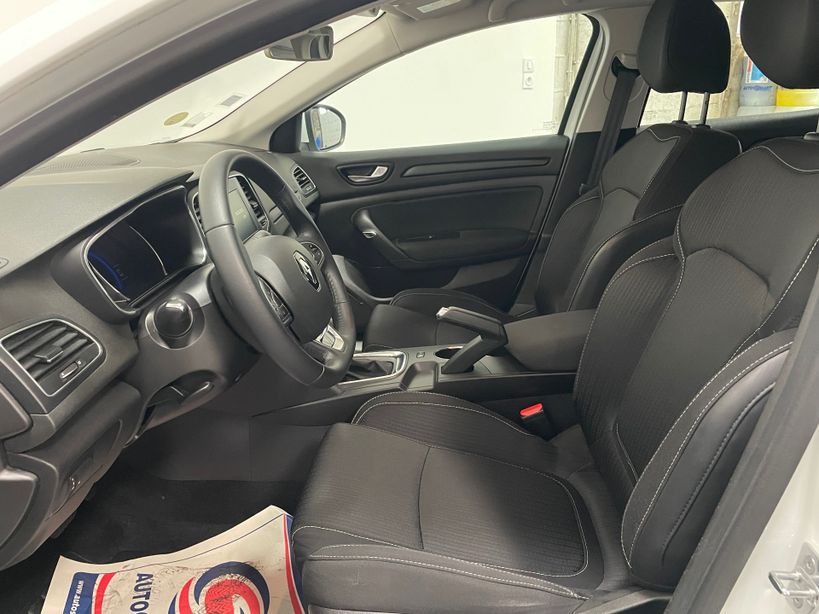 RENAULT MEGANE IV BERLINE BUSINESS 2020 - Photo n°8
