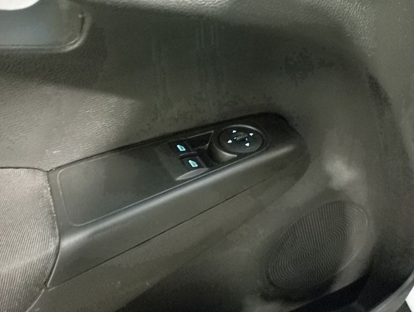 FORD TRANSIT COURIER FOURGON 2021 - Photo n°31