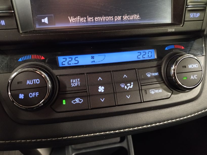 TOYOTA RAV4 2016 - Photo n°16
