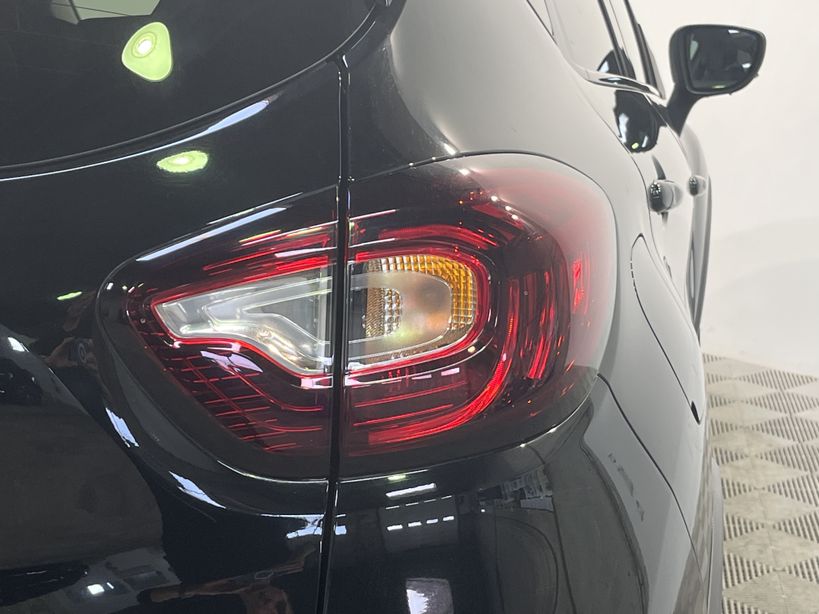 RENAULT CAPTUR 2018 - Photo n°8