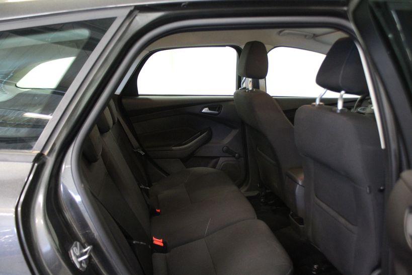 FORD FOCUS SW 2016 - Photo n°7