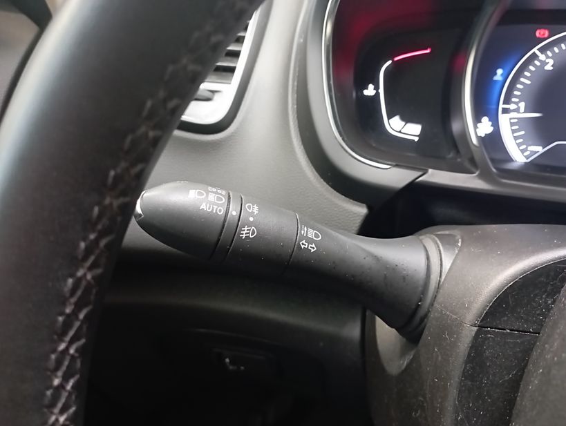 RENAULT GRAND SCENIC IV 2019 - Photo n°28