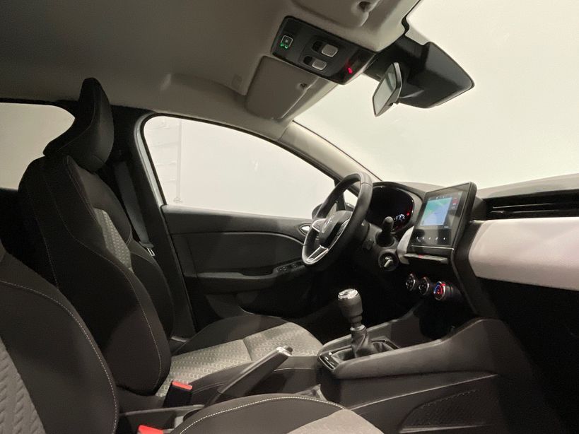 RENAULT CLIO V 2023 - Photo n°21