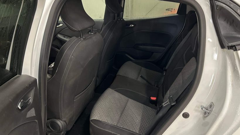 RENAULT CLIO V 2022 - Photo n°12