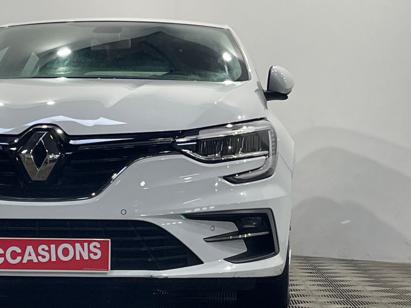 RENAULT MEGANE IV BERLINE 2023 - Photo n°7