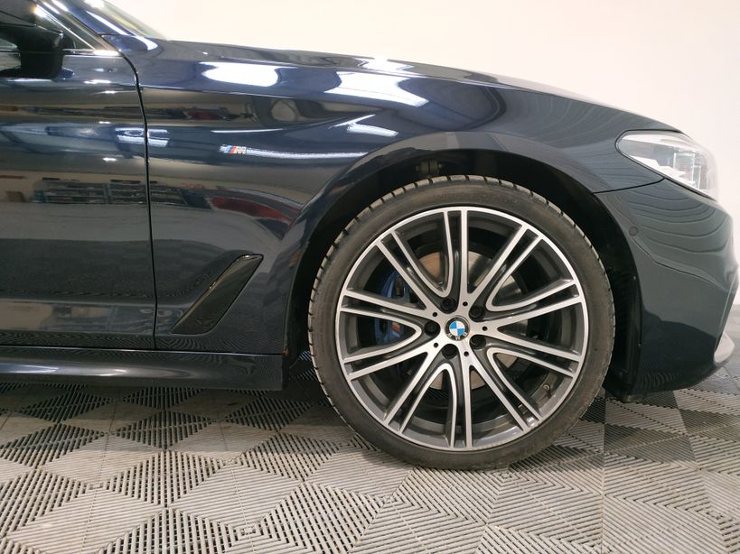 BMW SERIE 5 G30 2019 - Photo n°9