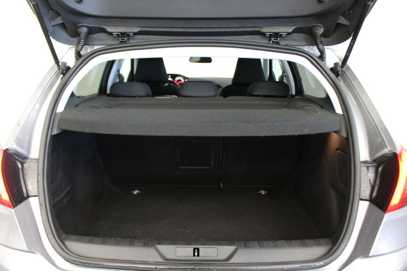 PEUGEOT 308 2019 - Photo n°9
