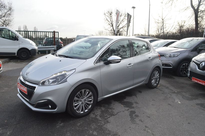 PEUGEOT 208 2018 - Photo n°14