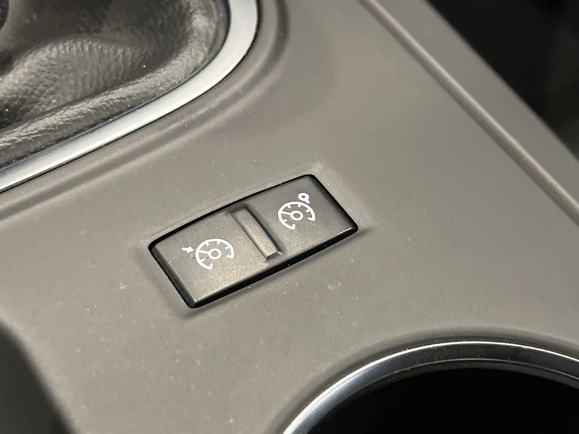 RENAULT MEGANE IV BERLINE BUSINESS 2019 - Photo n°20