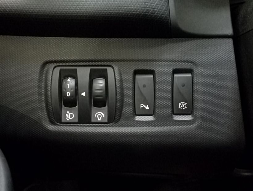 RENAULT CLIO IV ESTATE BUSINESS 2014 - Photo n°25