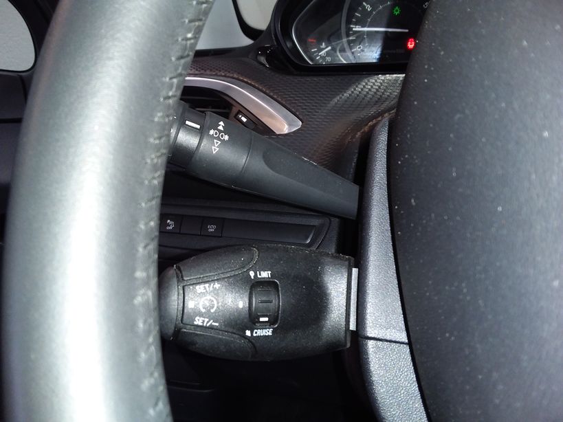 PEUGEOT 2008 2019 - Photo n°15