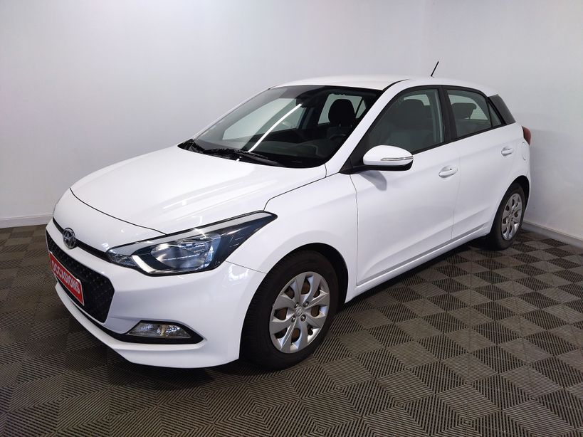 HYUNDAI i20 2015 - Photo n°1
