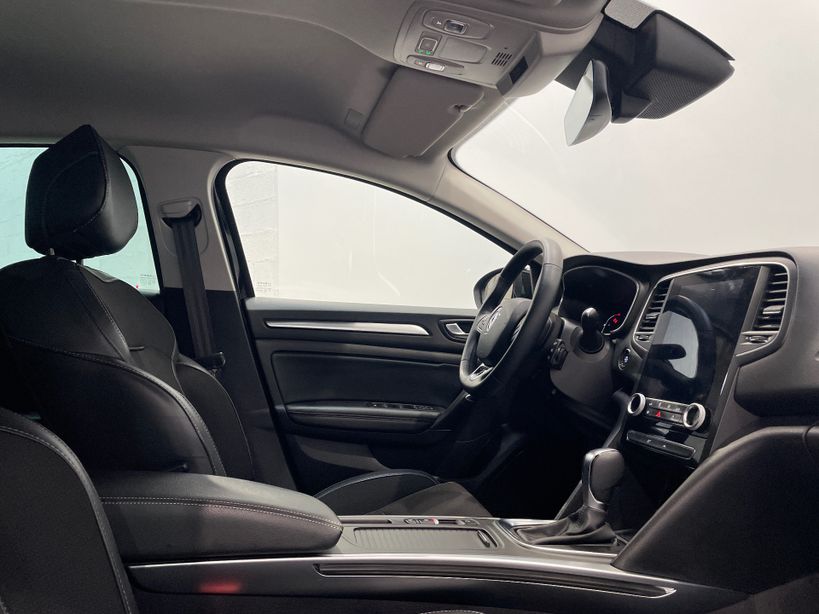 RENAULT MEGANE IV BERLINE 2023 - Photo n°22